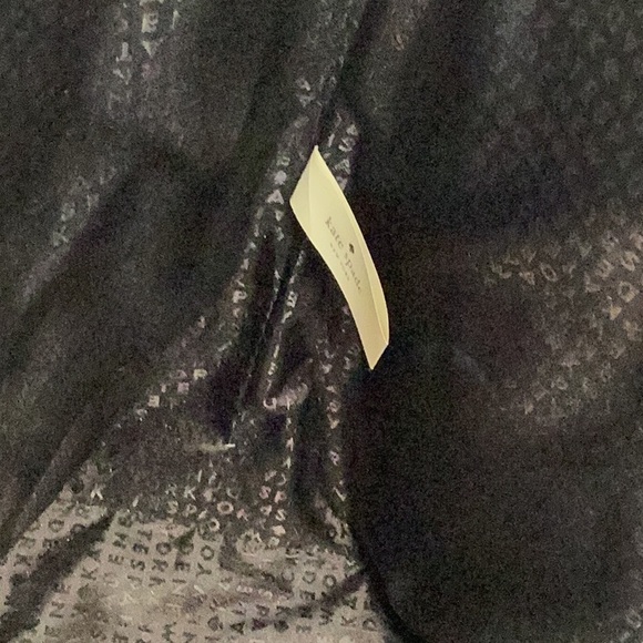 🍄 Kate Spade Black and Silver Striped Tote Bag - Picture 9 of 15